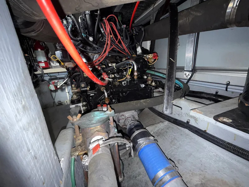 Slide: The Image of Sea Ray 400 EC 1997 - 16