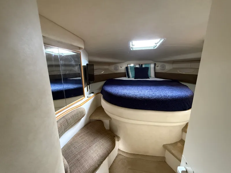 Slide: The Image of Sea Ray 400 EC 1997 - 24