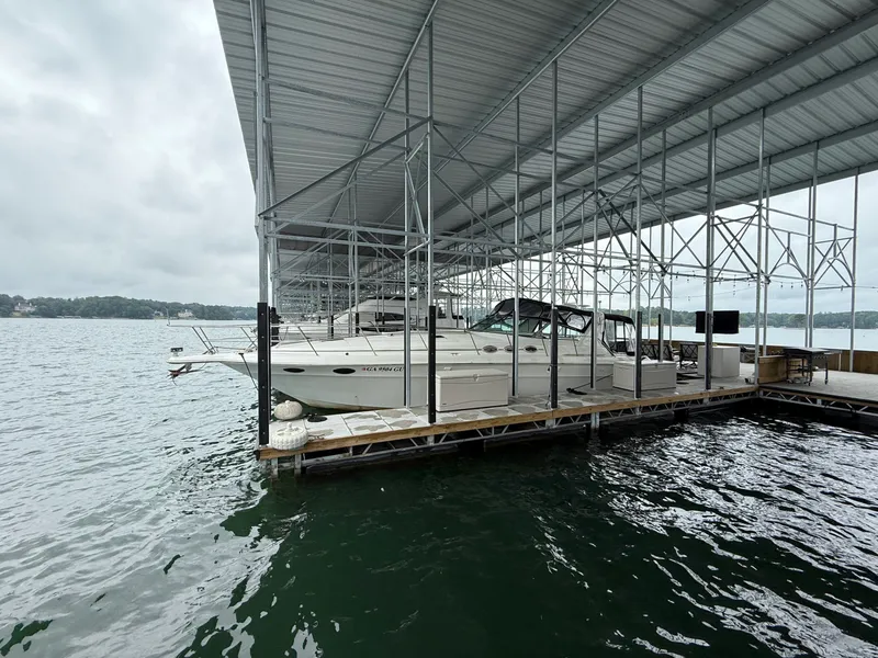 Slide: The Image of Sea Ray 400 EC 1997 - 26