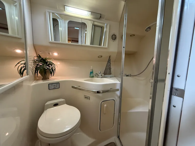 Slide: The Image of Sea Ray 400 EC 1997 - 6