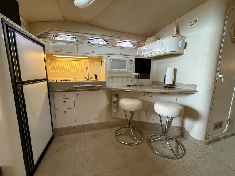 Slide: The Image of Sea Ray 400 EC 1997 - 9