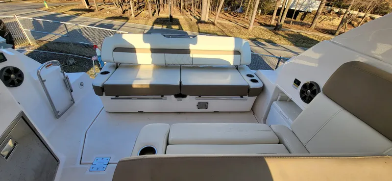 Slide: The Image of Regal 35 Sport Coupe 2018 - 23