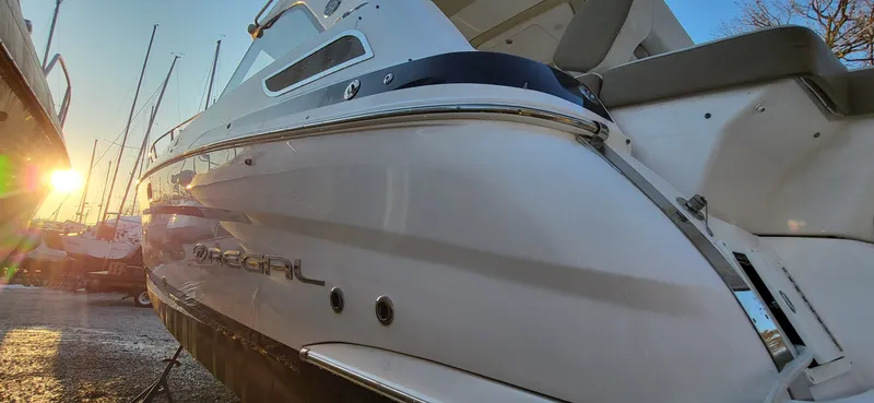 Slide: The Image of Regal 35 Sport Coupe 2018 - 24