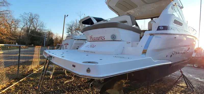 Slide: The Image of Regal 35 Sport Coupe 2018 - 8