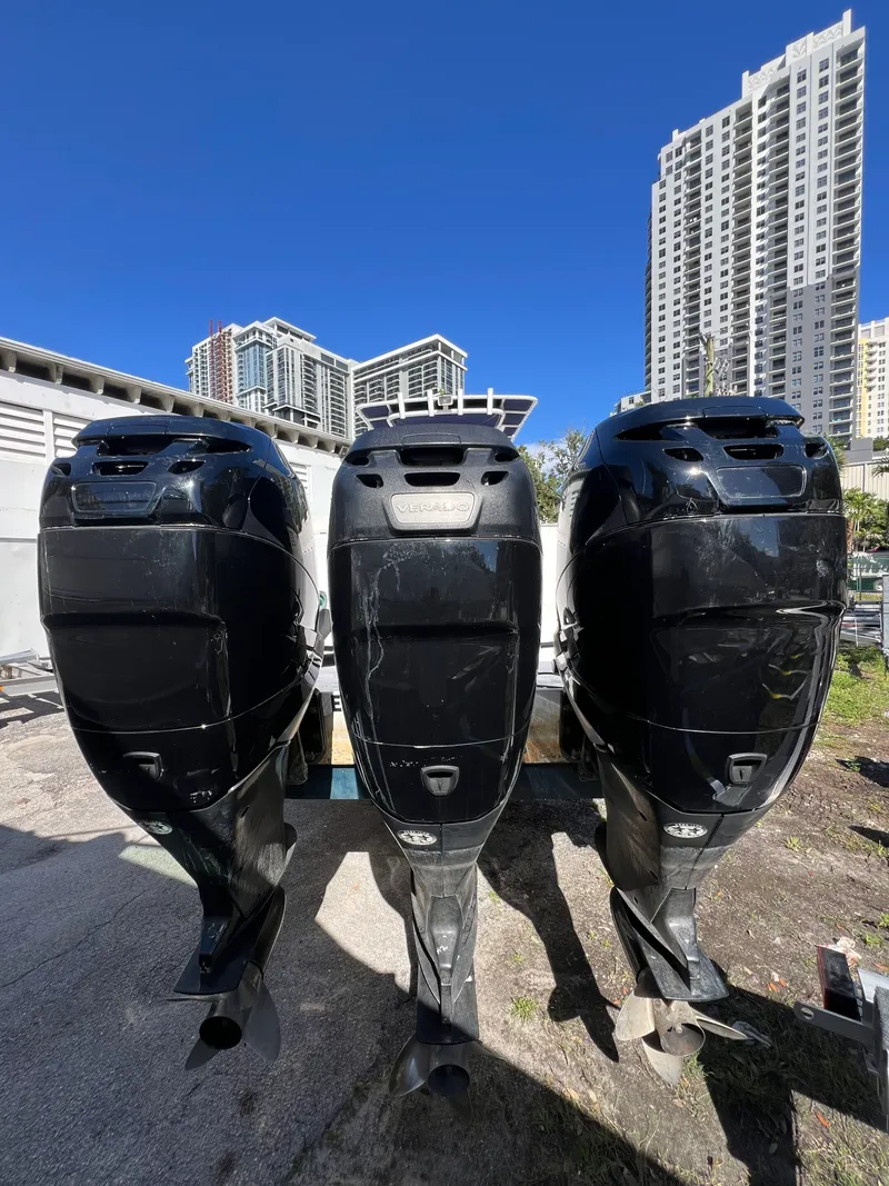 Slide: The Image of Donzi 38 ZF 2008 - 19