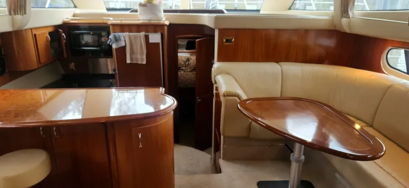 Slide: The Image of Carver Yachts 466 Motor Yacht 2005 - 15