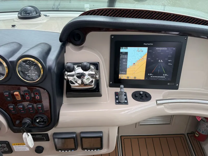 Slide: The Image of Carver Yachts 466 Motor Yacht 2005 - 7