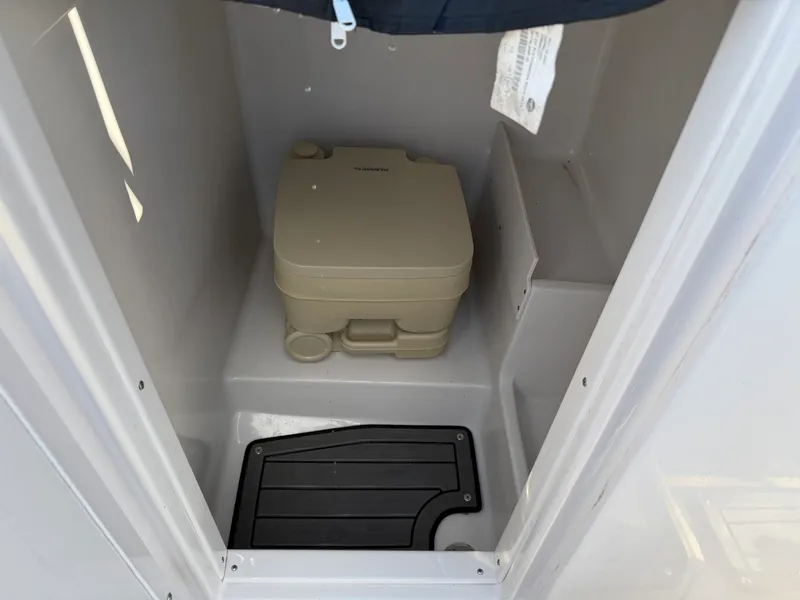 Slide: The Image of Starcraft SVX 231 2023 - 3