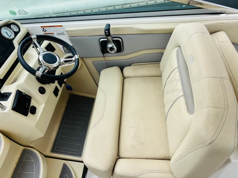 Slide: The Image of Regal 28 Express 2019 - 13