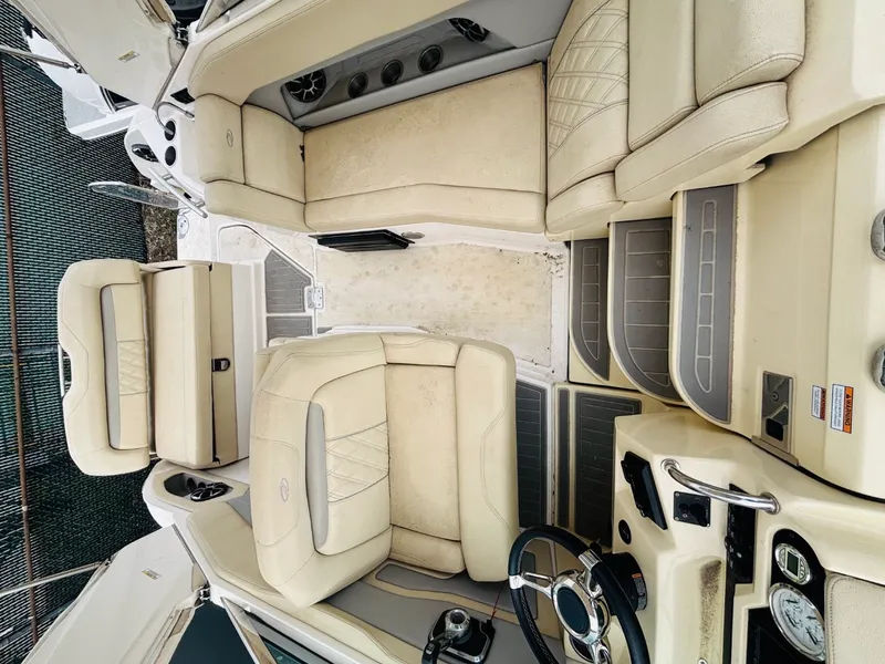 Slide: The Image of Regal 28 Express 2019 - 17