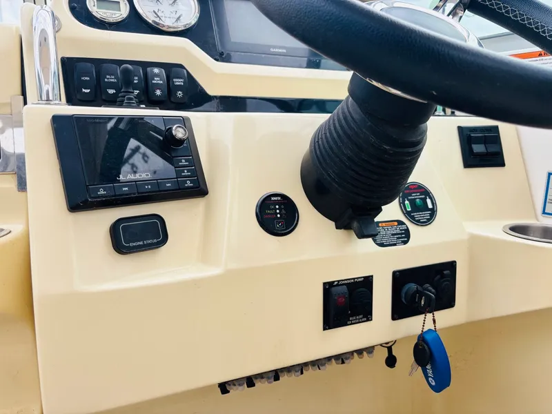 Slide: The Image of Regal 28 Express 2019 - 18