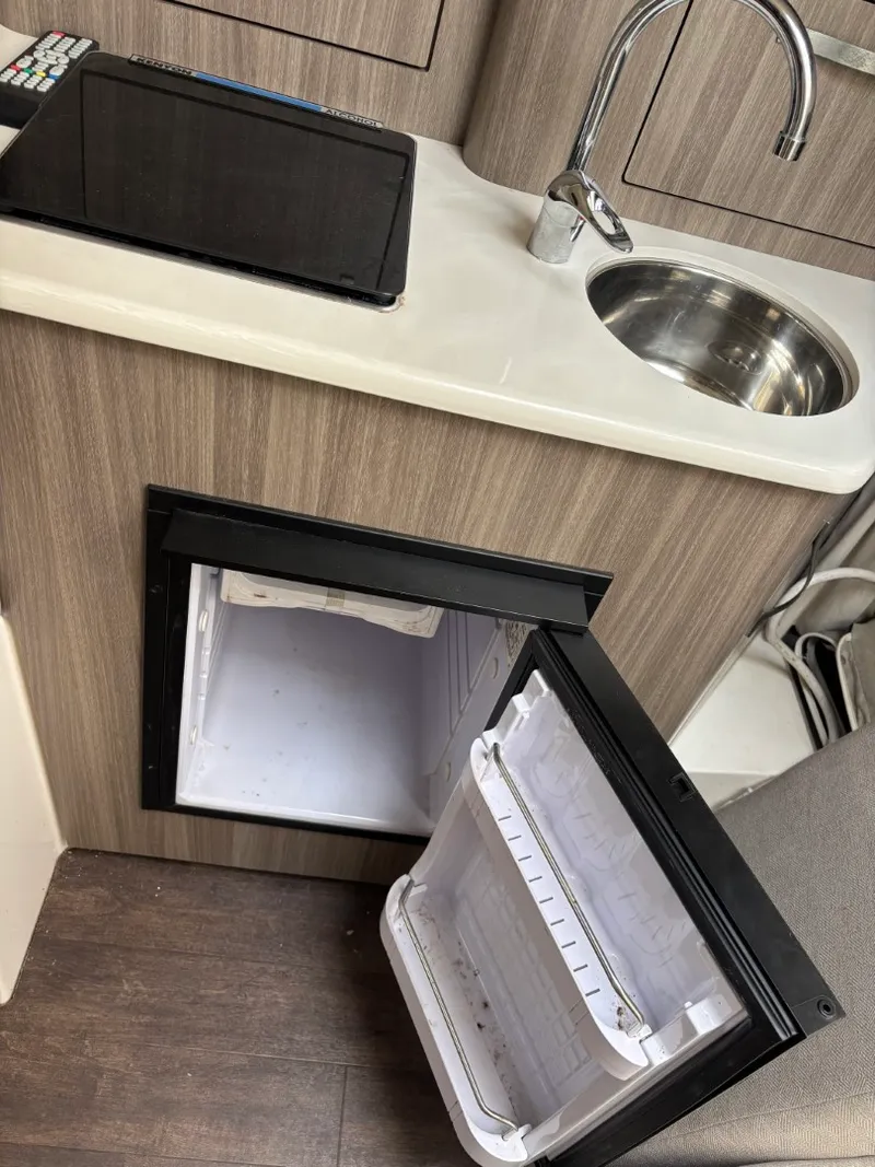 Slide: The Image of Regal 28 Express 2019 - 21