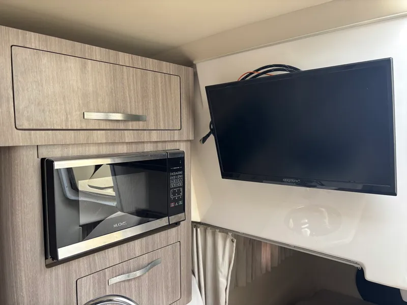 Slide: The Image of Regal 28 Express 2019 - 23