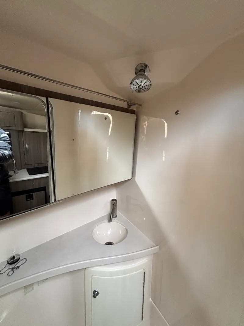 Slide: The Image of Regal 28 Express 2019 - 31