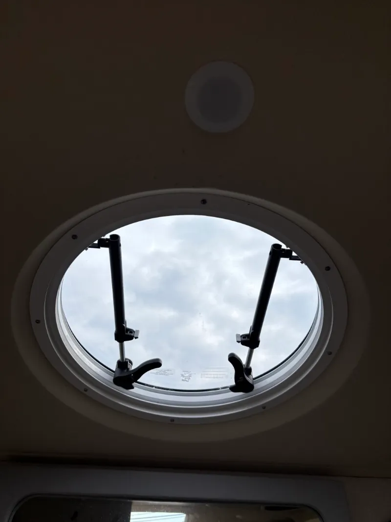 Slide: The Image of Regal 28 Express 2019 - 37