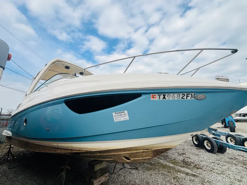 Slide: The Image of Regal 28 Express 2019 - 4