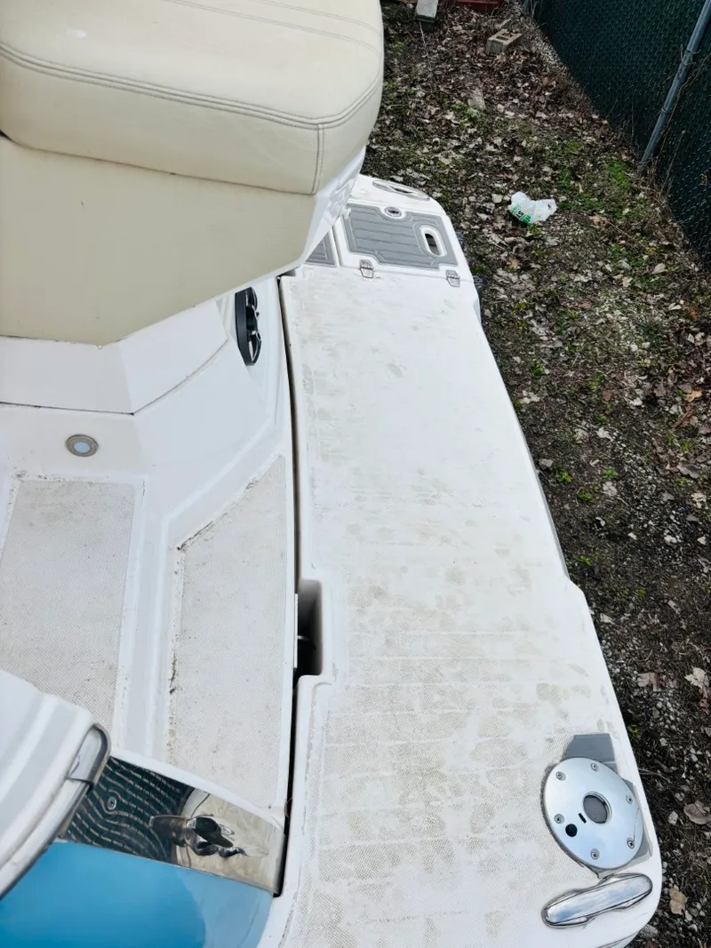 Slide: The Image of Regal 28 Express 2019 - 7