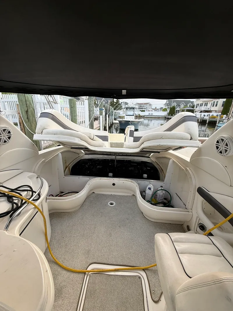 Slide: The Image of Sea Ray 290 SLX 2005 - 17