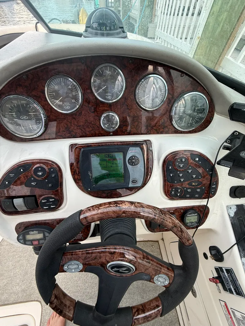 Slide: The Image of Sea Ray 290 SLX 2005 - 20