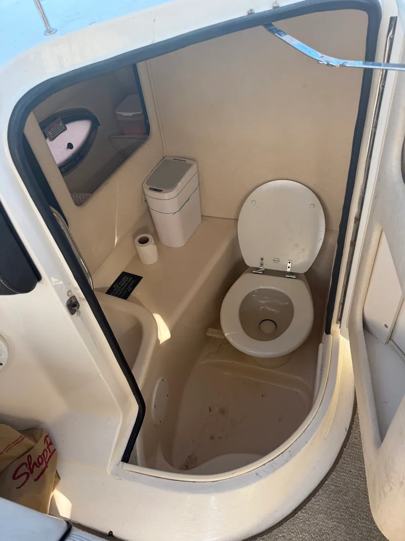 Slide: The Image of Sea Ray 290 SLX 2005 - 7