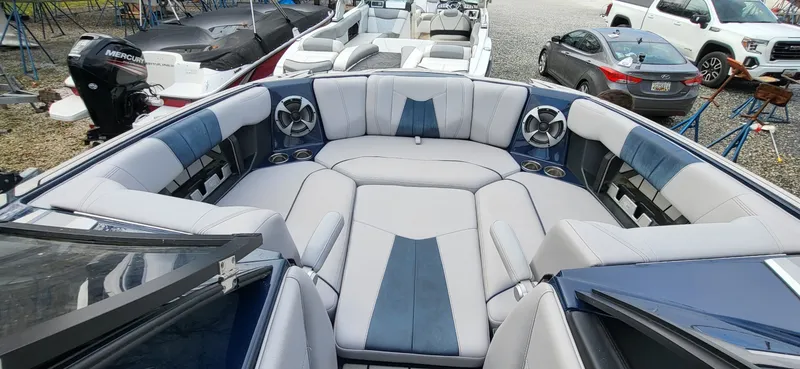 The Image of Malibu Wakesetter 23 MXZ 2021 - 0