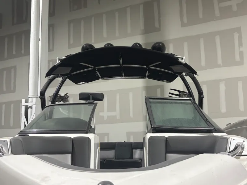 Slide: The Image of Supra 21V 2012 - 9