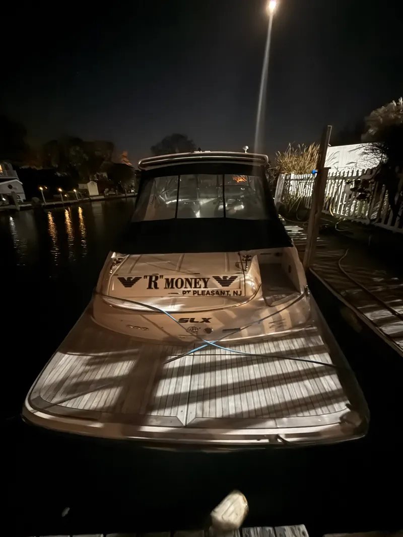 Slide: The Image of Sea Ray 350 SLX 2015 - 2