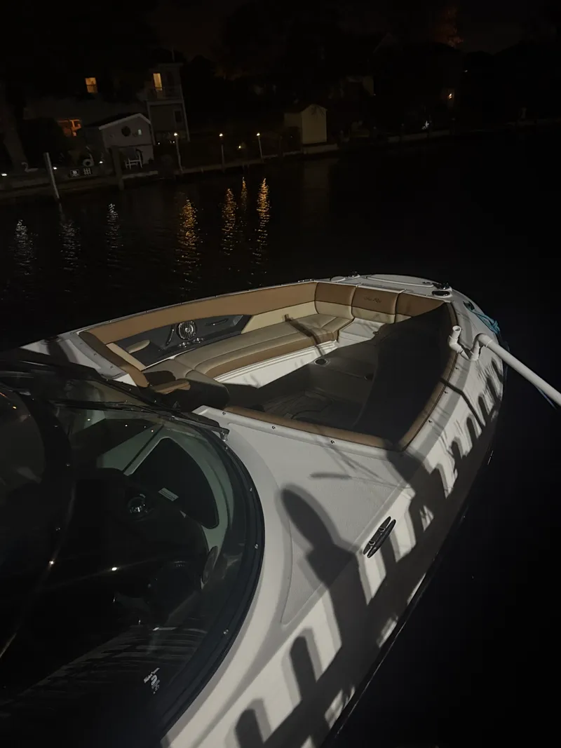 Slide: The Image of Sea Ray 350 SLX 2015 - 25