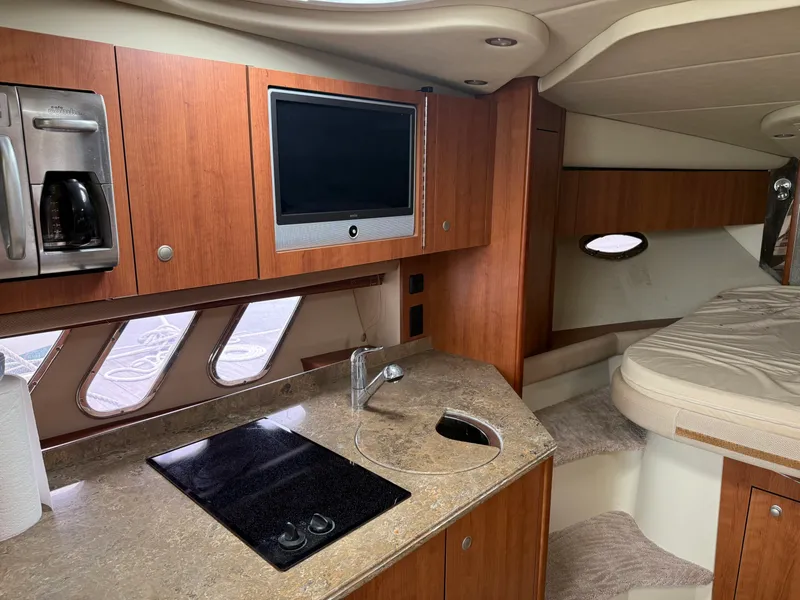 Slide: The Image of Cruisers Yachts 330 Express 2008 - 6