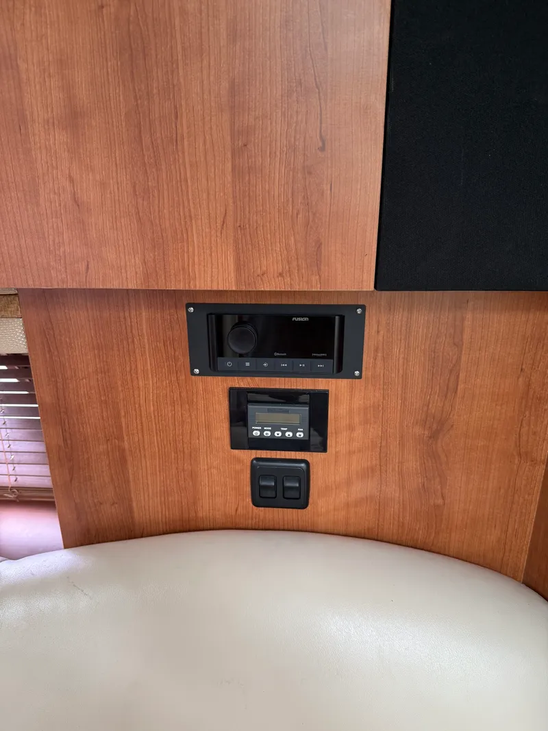 Slide: The Image of Cruisers Yachts 330 Express 2008 - 7