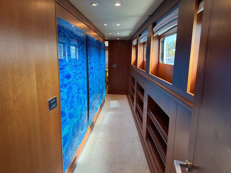 Slide: The Image of Heesen 144 1990 - 102