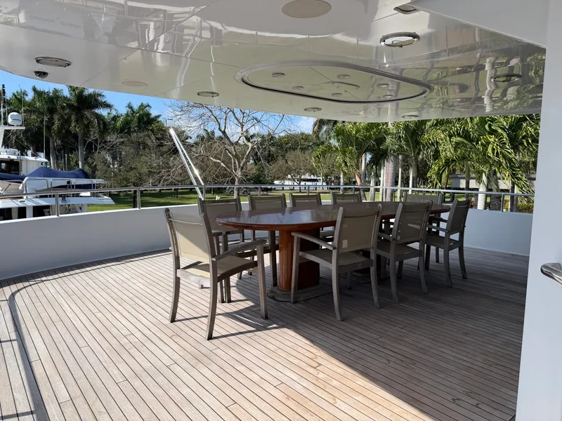 Slide: The Image of Heesen 144 1990 - 11