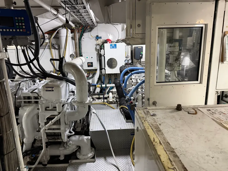 Slide: The Image of Heesen 144 1990 - 128