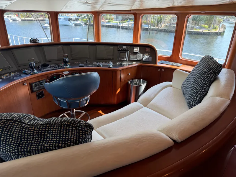 Slide: The Image of Heesen 144 1990 - 30