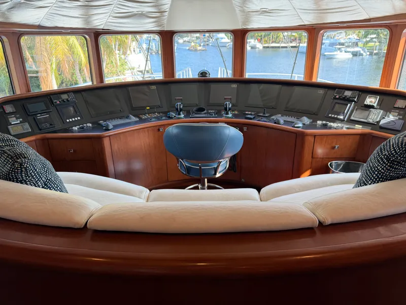 Slide: The Image of Heesen 144 1990 - 32