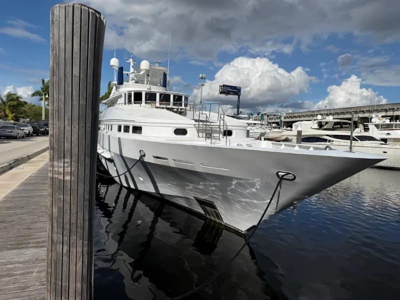 Slide: The Image of Heesen 144 1990 - 40