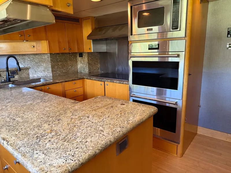 Slide: The Image of Heesen 144 1990 - 43