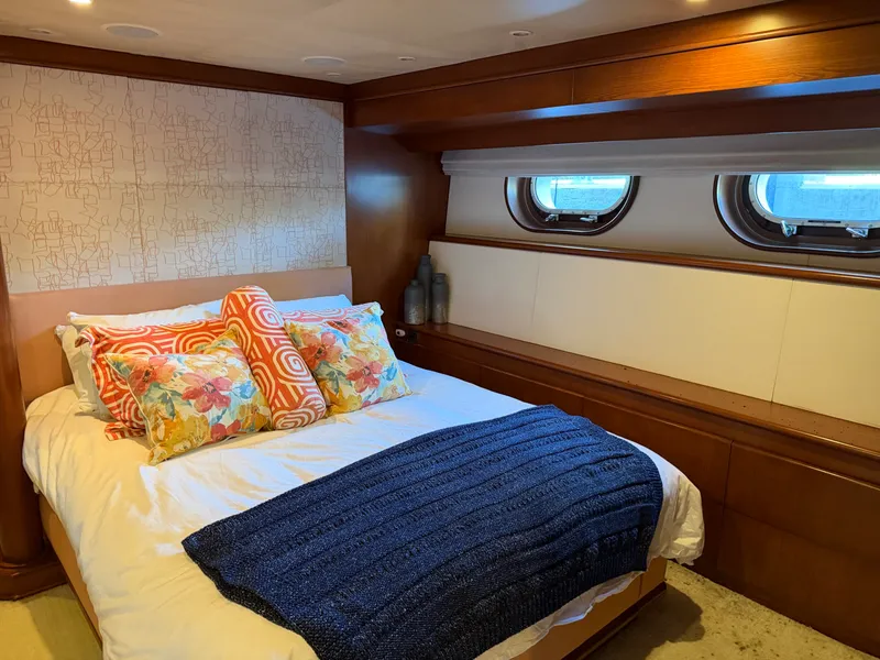 Slide: The Image of Heesen 144 1990 - 72