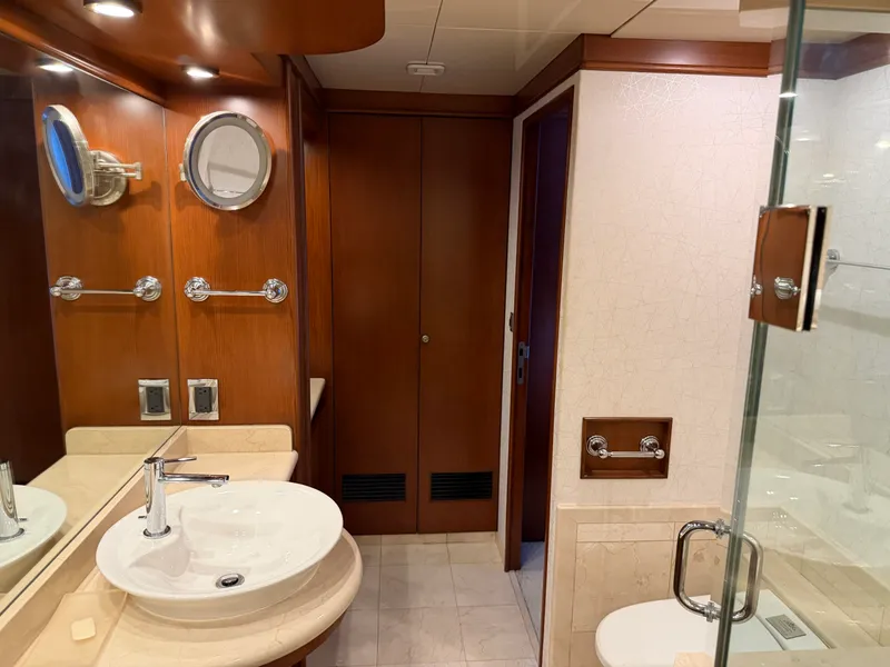 Slide: The Image of Heesen 144 1990 - 76