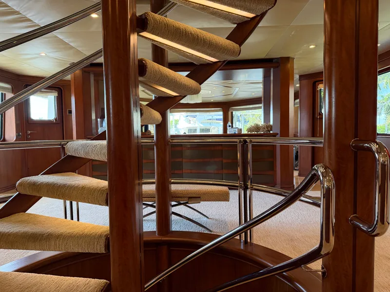 Slide: The Image of Heesen 144 1990 - 90