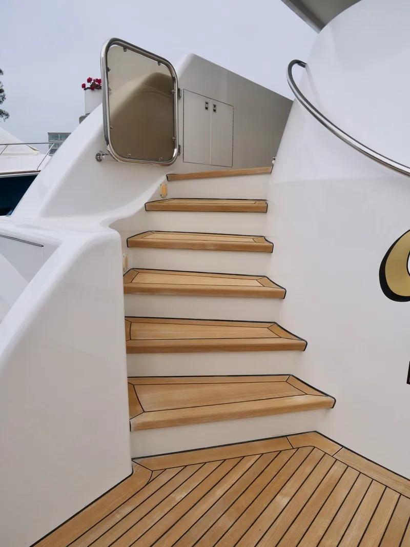 Slide: The Image of Westport 112 2000 - 10