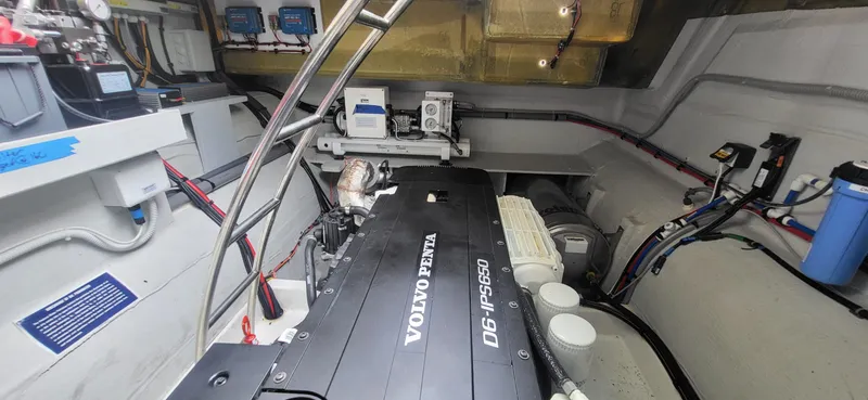 Slide: The Image of Fountaine Pajot MY6 2024 - 52