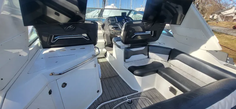 Slide: The Image of Monterey 335 Sport Yacht 2016 - 3