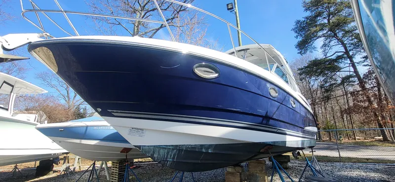 Slide: The Image of Monterey 335 Sport Yacht 2016 - 4