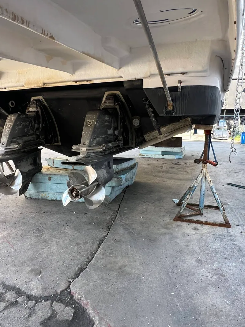 Slide: The Image of Regal 35 Sport Coupe 2015 - 34