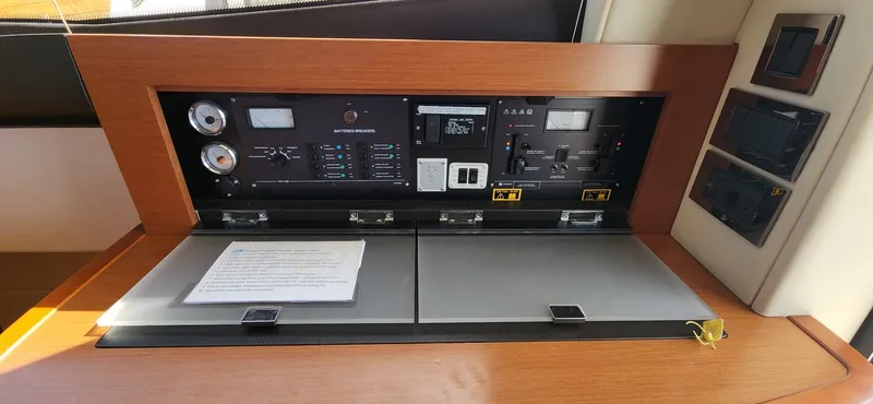 Slide: The Image of Jeanneau Prestige 50 Fly 2016 - 10