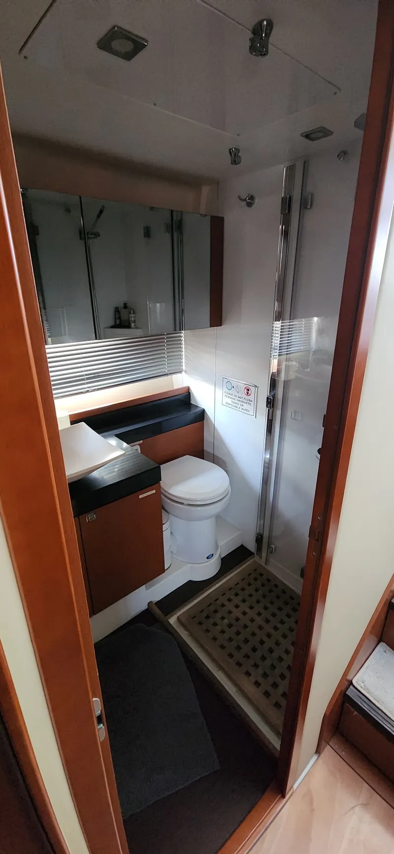 Slide: The Image of Jeanneau Prestige 50 Fly 2016 - 16