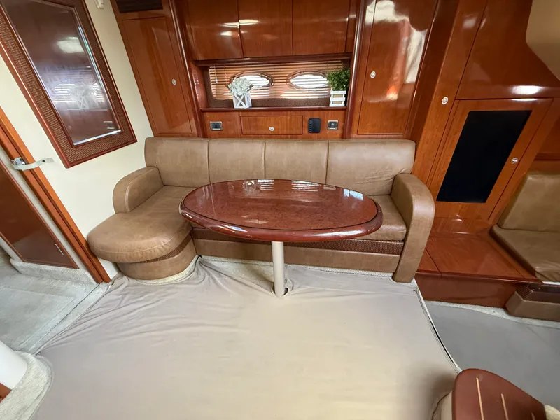 Slide: The Image of Sea Ray 390 Sundancer 2005 - 13
