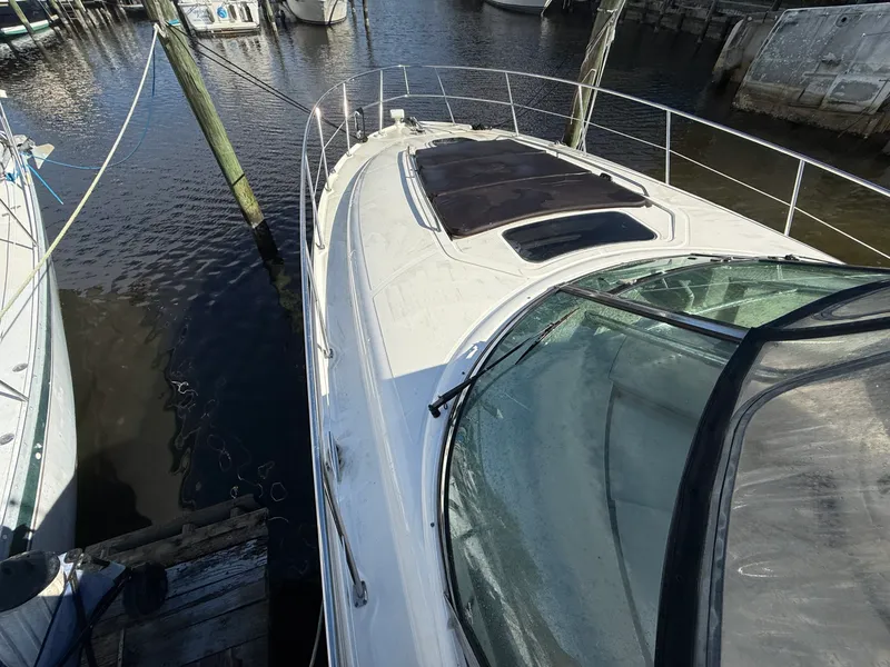 Slide: The Image of Sea Ray 390 Sundancer 2005 - 19
