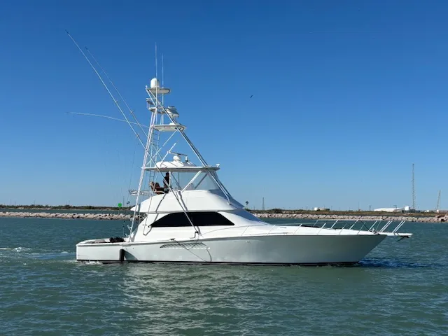 The Image of Viking 52 Convertible 2007 - 4